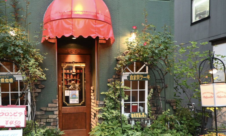 11. ジャズが流れる老舗喫茶店「COFFEE WORK SHOP Shanty」
