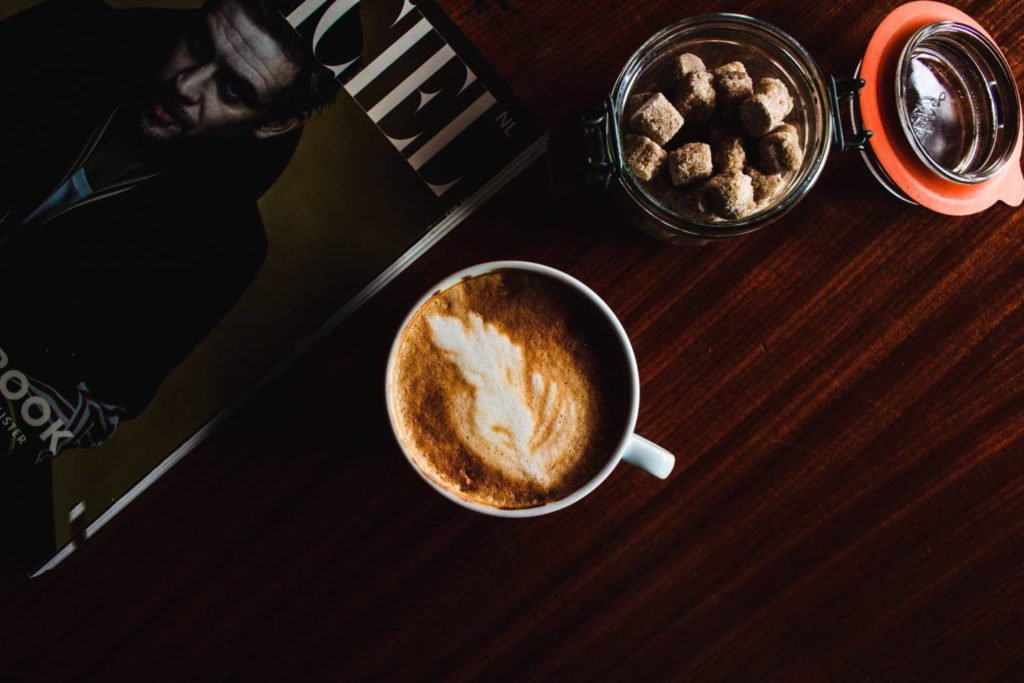 デカフェコーヒーとは？カフェインレスとの違いからおすすめの豆まで