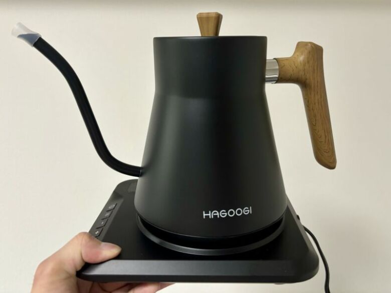 3. 注ぎやすいデザイン「HAGOOGI(ハゴオギ) 電気ケトル 1.0L」