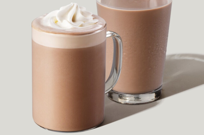 3. 寒い冬にオーダーしたくなる定番ドリンク「ホットココア」