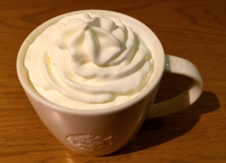 スタバの裏メニュー「ウインナーコーヒー」もおすすめ