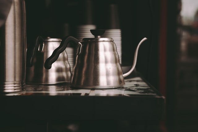 コーヒーポットを使った美味しいコーヒーの淹れ方