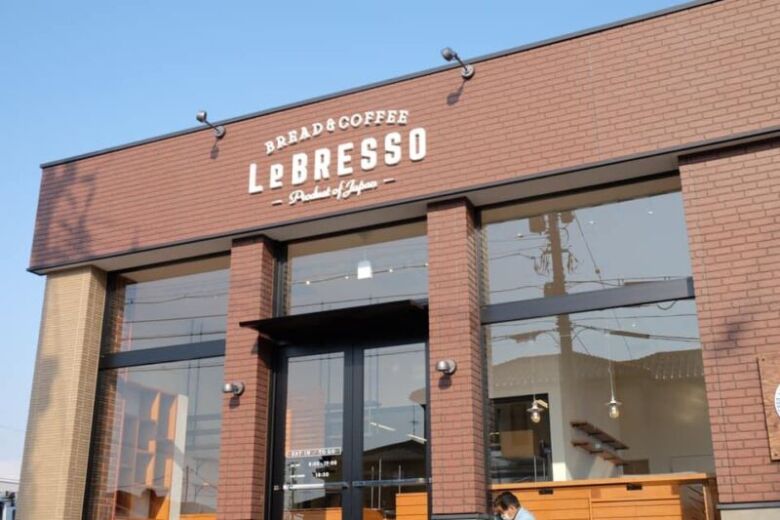 15.食パン専門店×コーヒースタンド「BREAD＆COFFEE LeBRESSO」