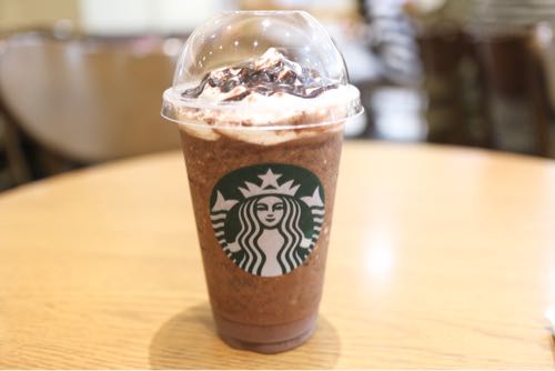 ダークモカチップフラペチーノ＋チョコレートソース