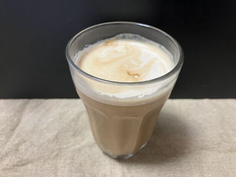 オーツミルクで作ったカプチーノ