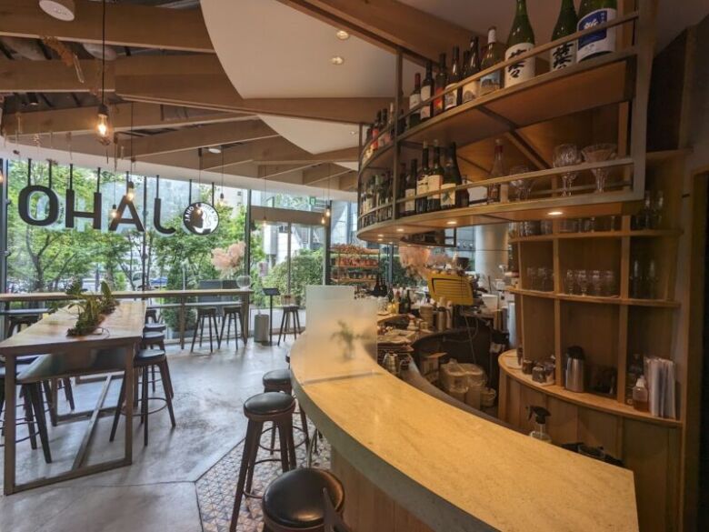 2. 【芝エリア】ボストン人気店の国内2号店「JAHO COFFEE ROASTER & WINE BAR」