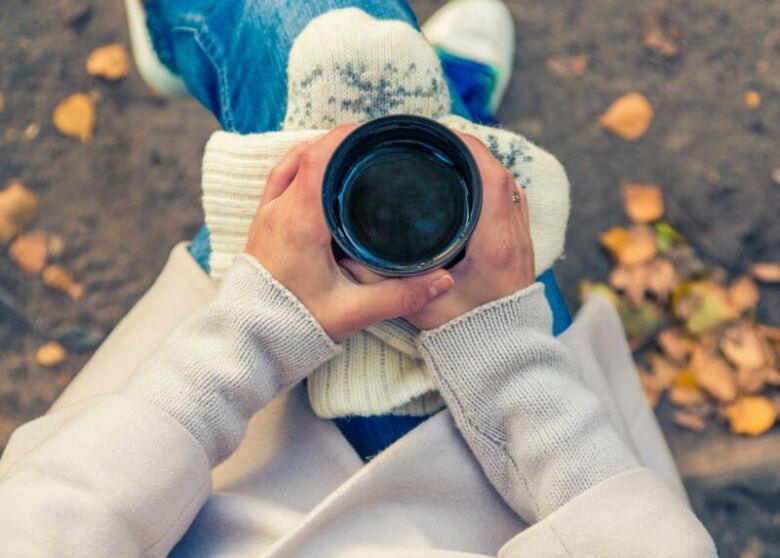 冷めたコーヒーを飲む夢