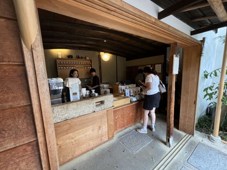 5. 浅煎り好きにおすすめのお店「WEEKENDERS COFFEE」