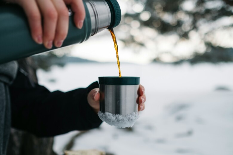 サーモスのおすすめ水筒ランキング11選！コーヒーをどこでも持ち運び！