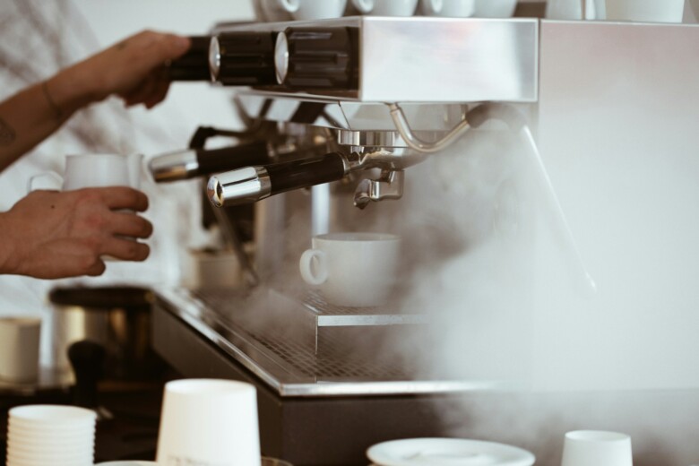 有楽町にコーヒー店が集まっている理由