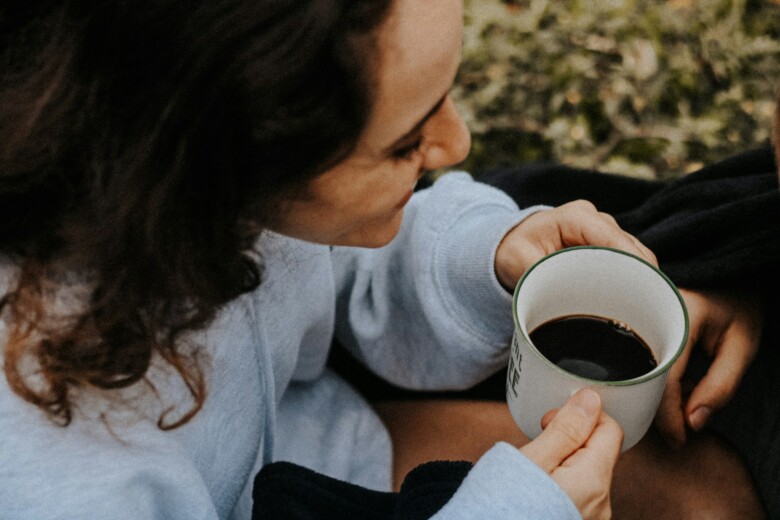 持ち運びに便利なコーヒー豆保存容器を使ってキャンプコーヒーを極めよう！