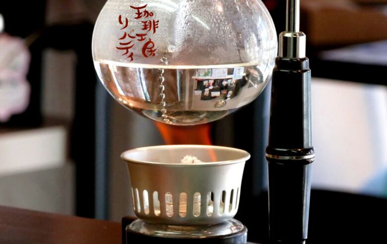4. 焼き置きなしの注文後焙煎「珈琲工房リバティ」