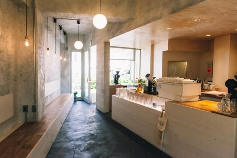 6. 浅煎りコーヒー専門のショップ「LUCENT COFFEE」