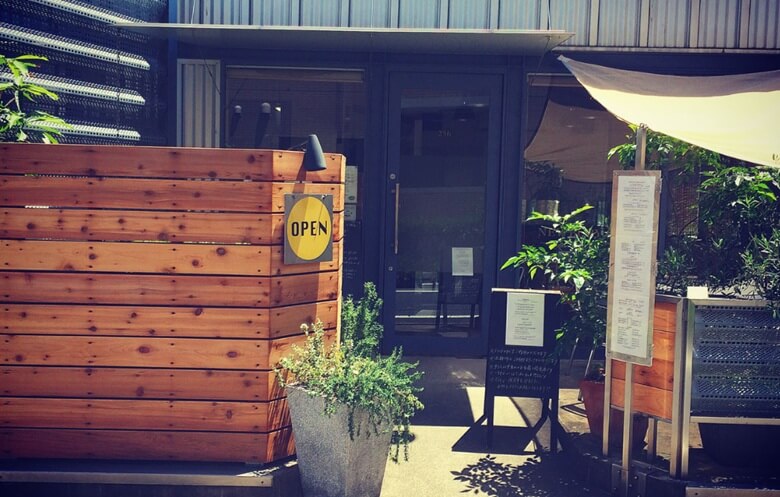 9. 自家製フードで安心感「NEWBURY CAFE」