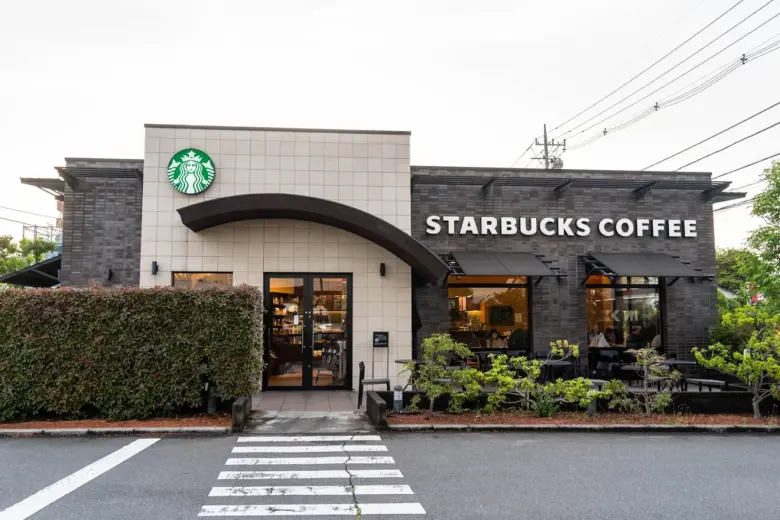 7.住宅街に佇む「立川若葉店」