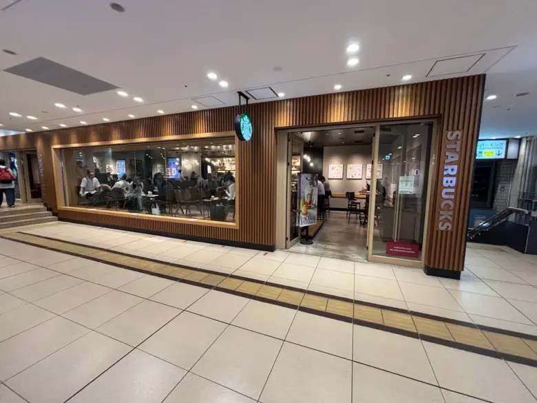 6.朝の時間を静かに過ごせる「グランスタ八重洲店」