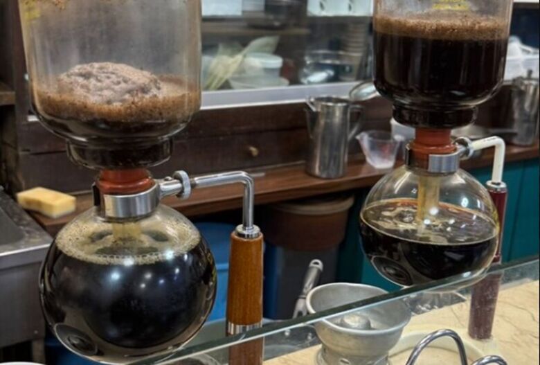 4.エビアンコーヒー