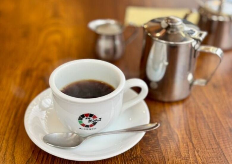 3.萩原珈琲店元町サントス