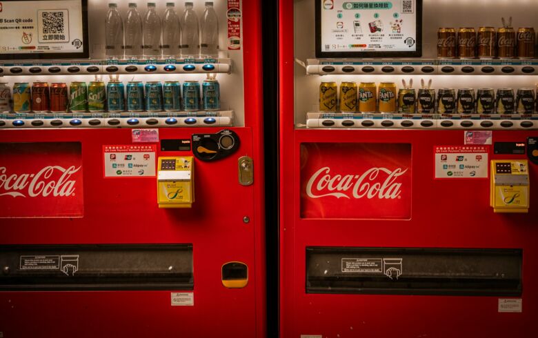 コーヒー自販機の進化がすごい！味・コスパ・導入方法からおすすめまで紹介