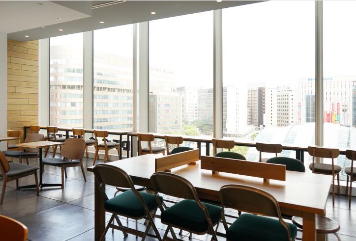 11. 福岡を拠点とするスペシャルティコーヒー専門店「レック コーヒー 博多マルイ店」