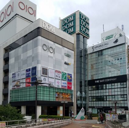 9. 広々ソファー席で長居したくなる「コメダ珈琲店 丸井大宮店」