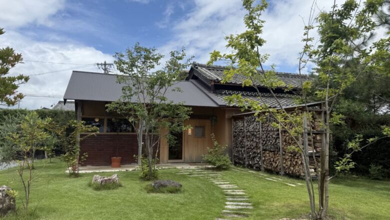 珈琲と菓子 好日