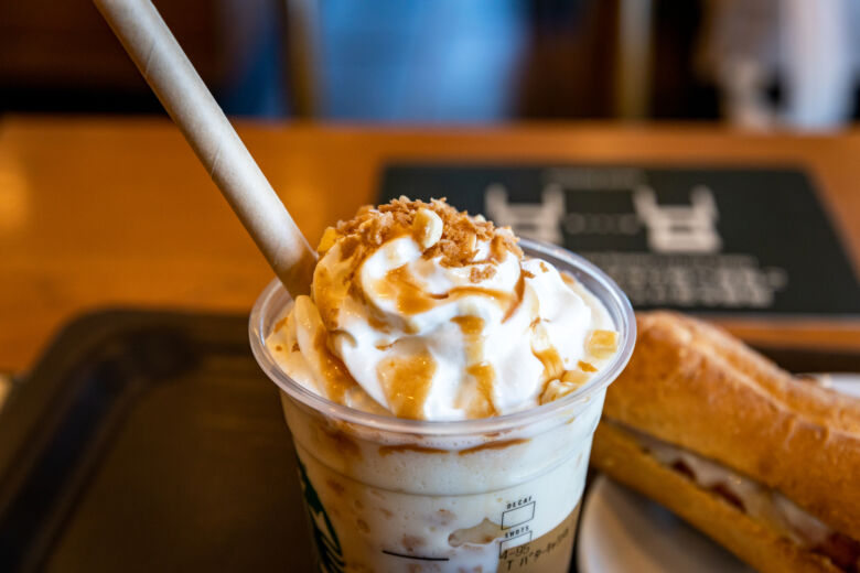 【2026年春】スタバ新作まとめ！桜ドリンクのおすすめカスタムも紹介