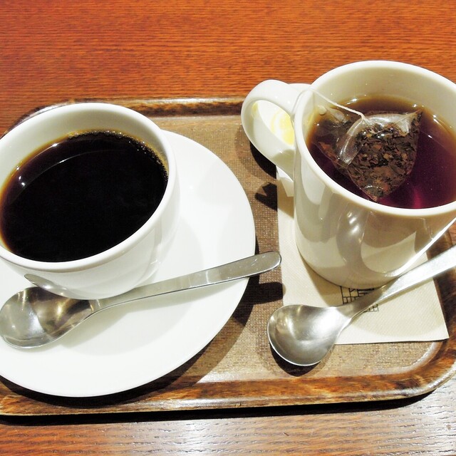 上島珈琲店 阪急三番街店 梅田 長居できるカフェ
