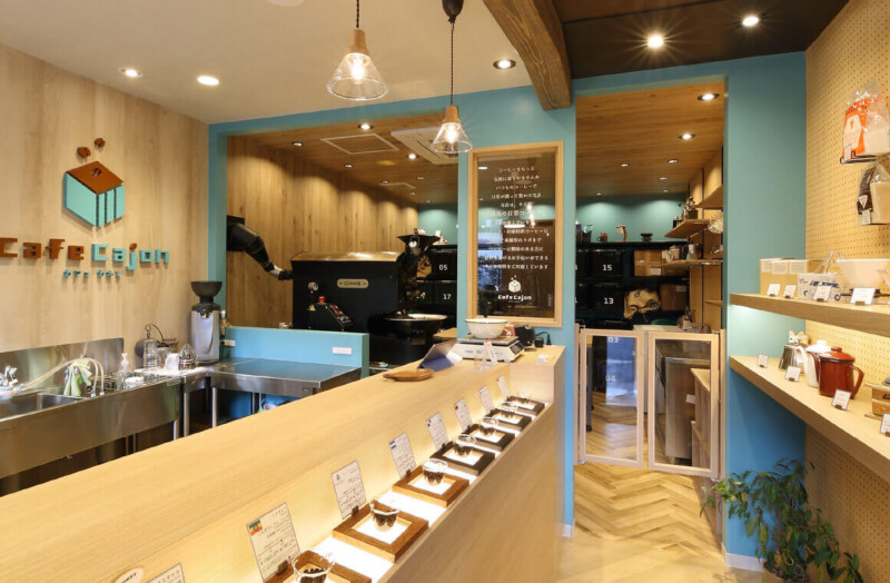カフェカホンの店舗・販売風景